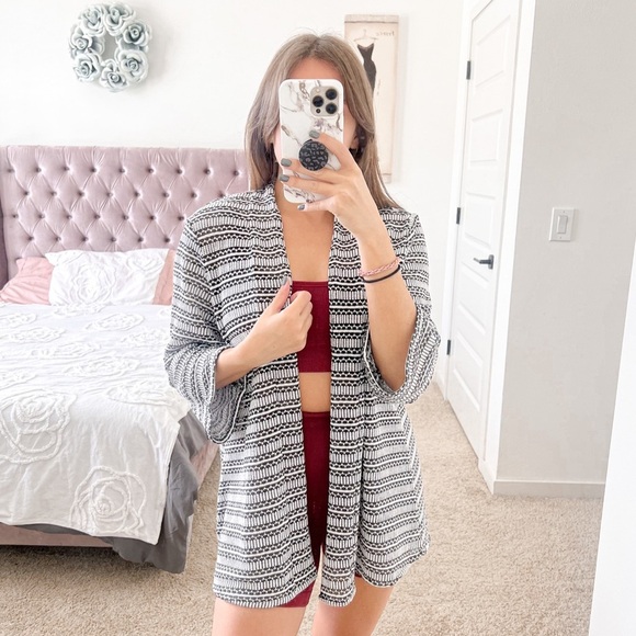 New Directions Black and White Striped Open Front Long Sleeve Cardigan - Picture 1 of 3